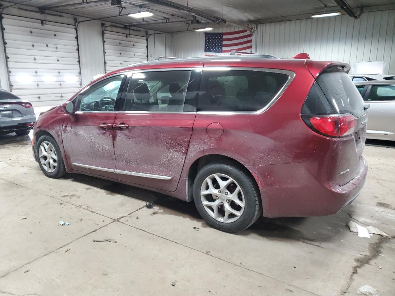 2017 CHRYSLER PACIFICA T - Image 2