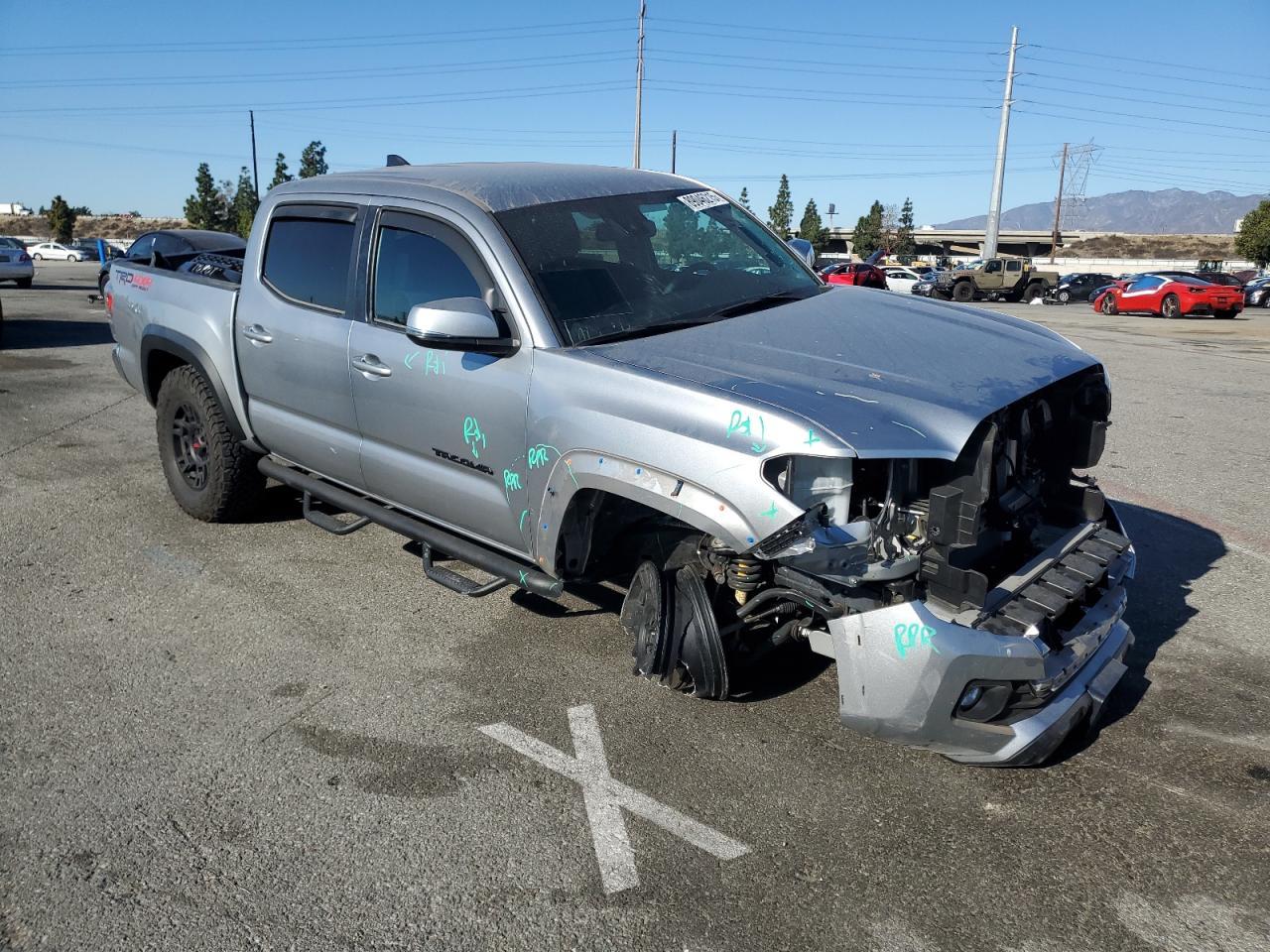 2023 TOYOTA TACOMA DOU - Фото 4