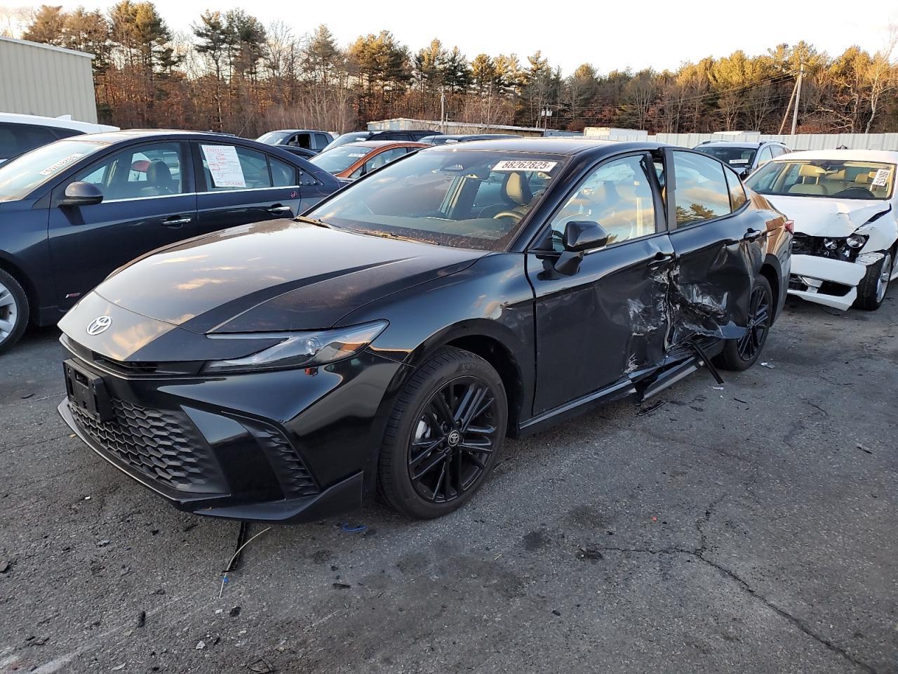 2025 TOYOTA CAMRY XSE