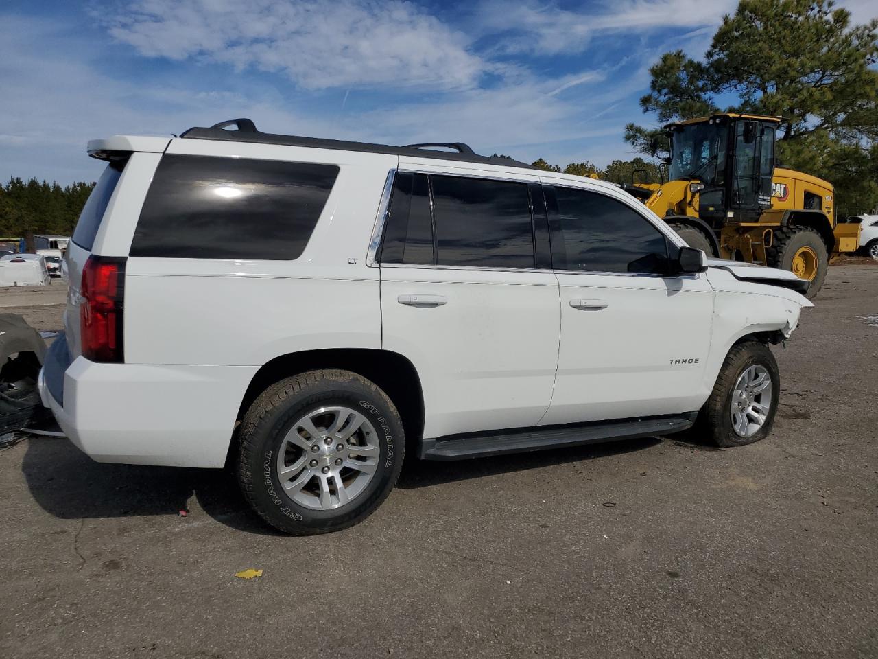 2019 CHEVROLET TAHOE C150 - Фото 3