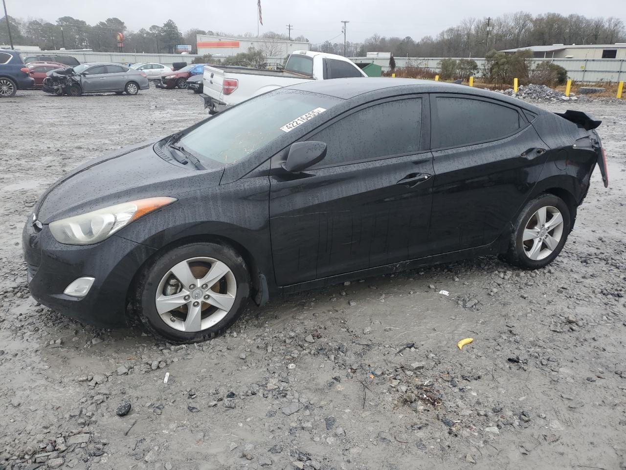 2013 HYUNDAI ELANTRA GL