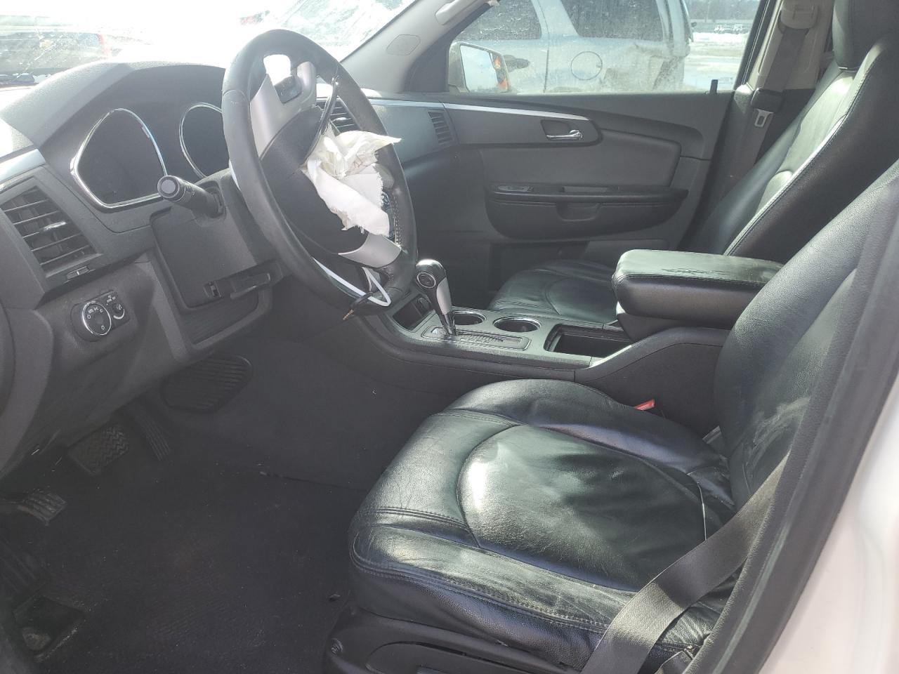 2011 CHEVROLET TRAVERSE L - Image 7
