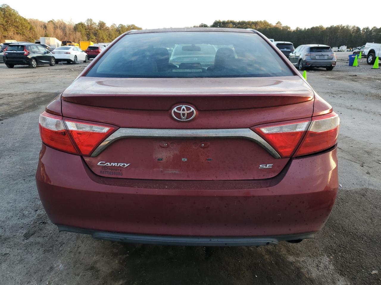 2015 TOYOTA CAMRY LE - Фото 6