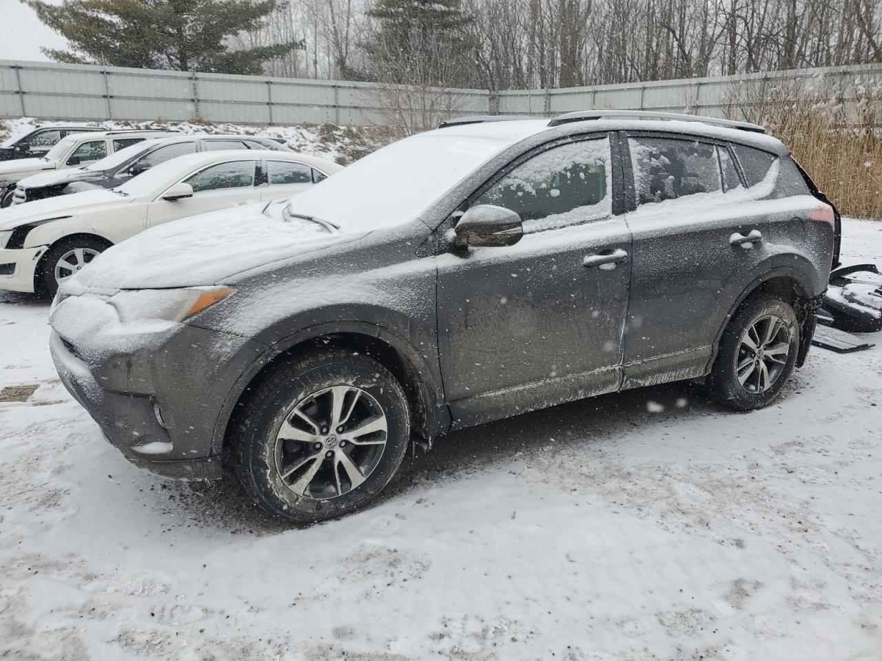 2017 TOYOTA RAV4 XLE