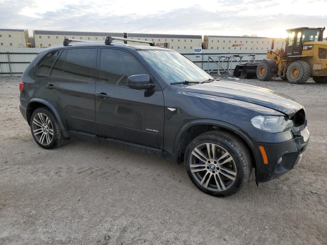 2013 BMW X5 XDRIVE5 - Image 4