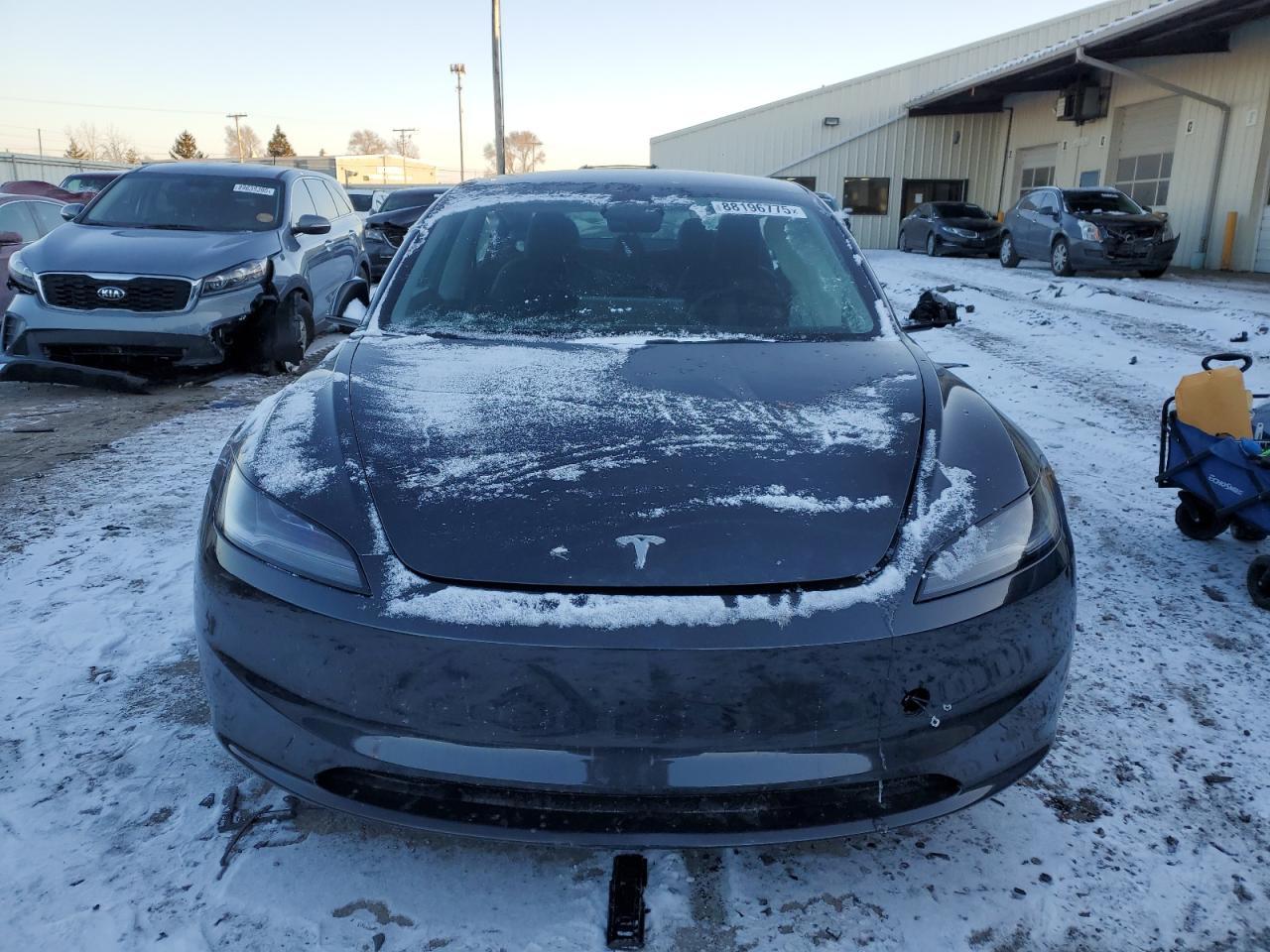 2024 TESLA MODEL 3 - Фото 5