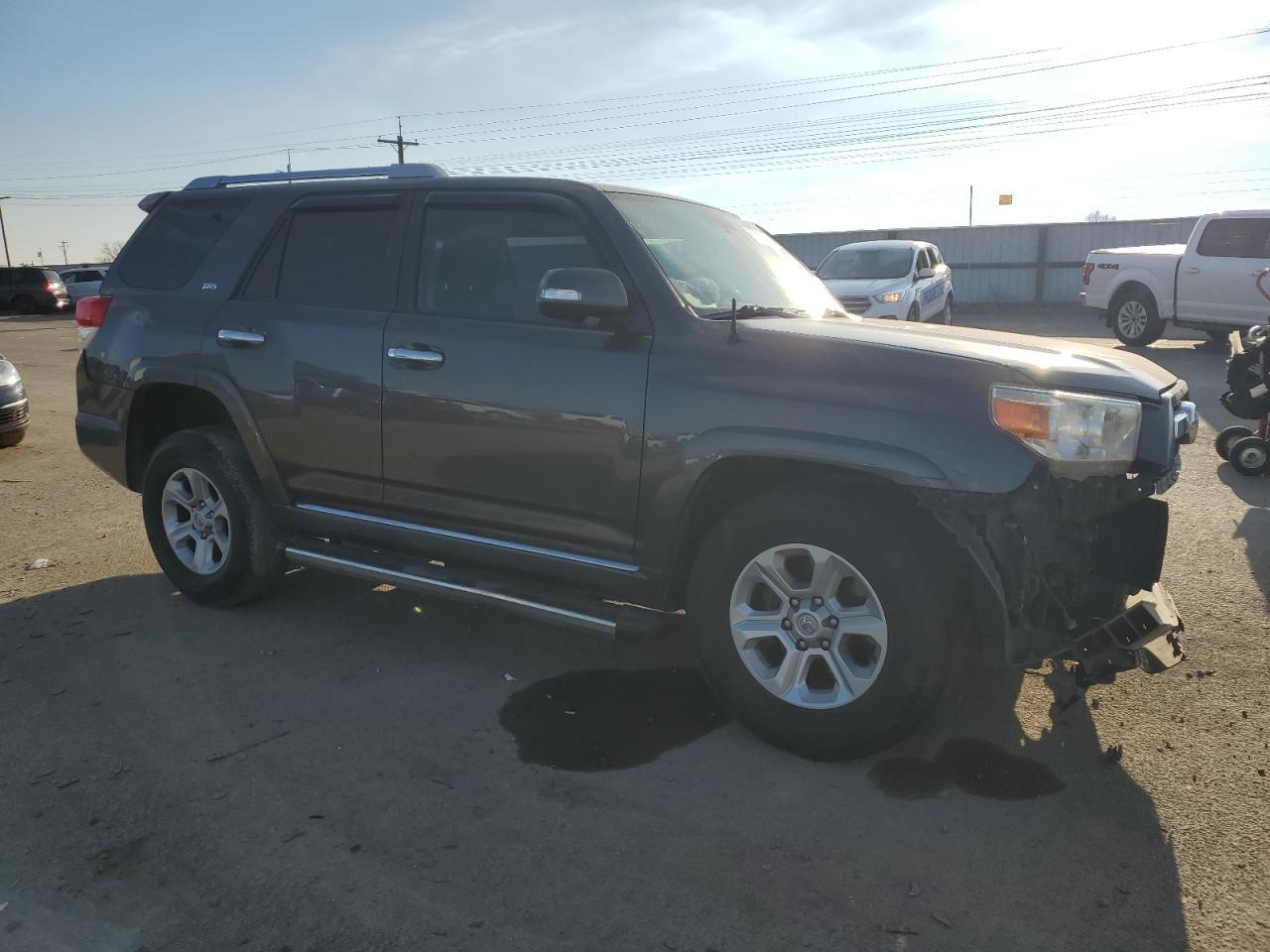 2011 TOYOTA 4RUNNER SR - Image 4