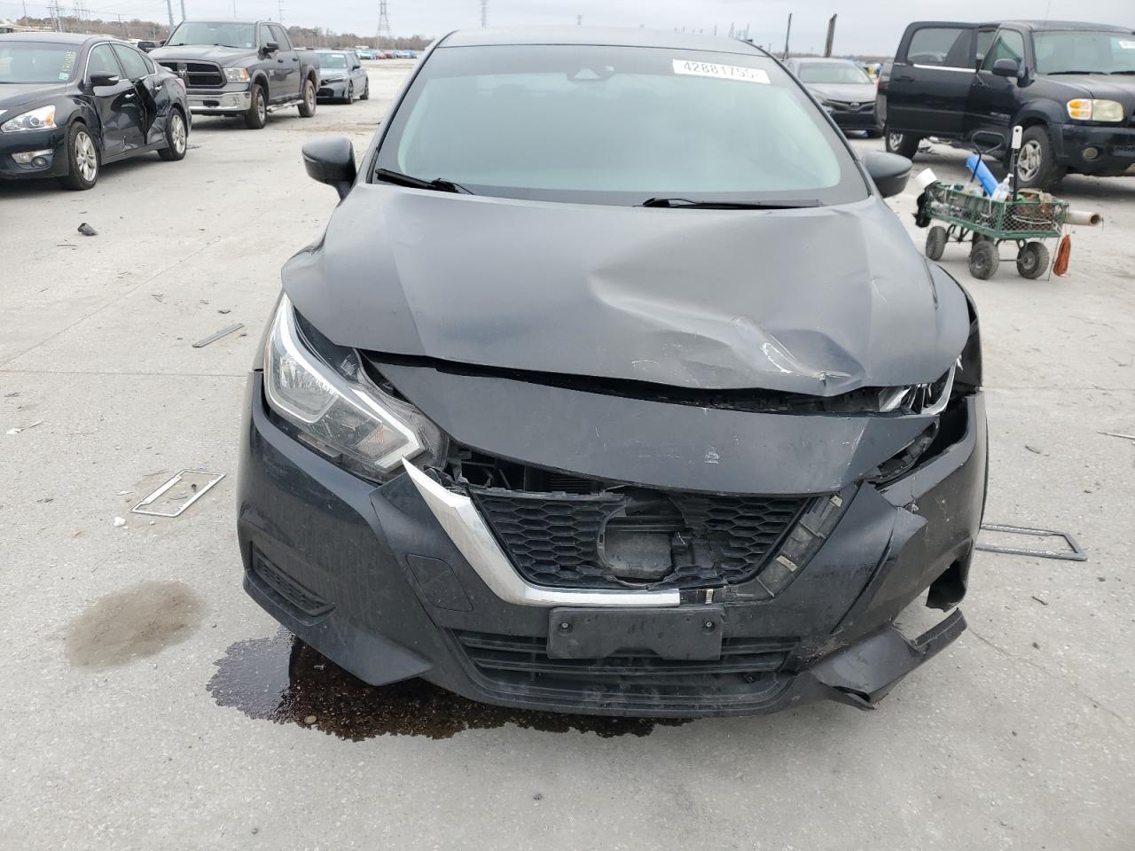 2021 NISSAN VERSA SV - Фото 5