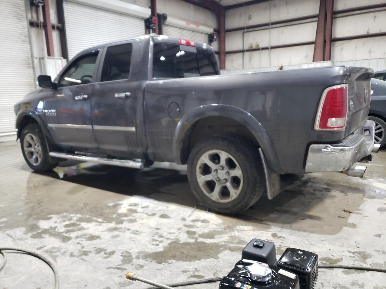 2015 RAM 1500 LARAM - Image 2