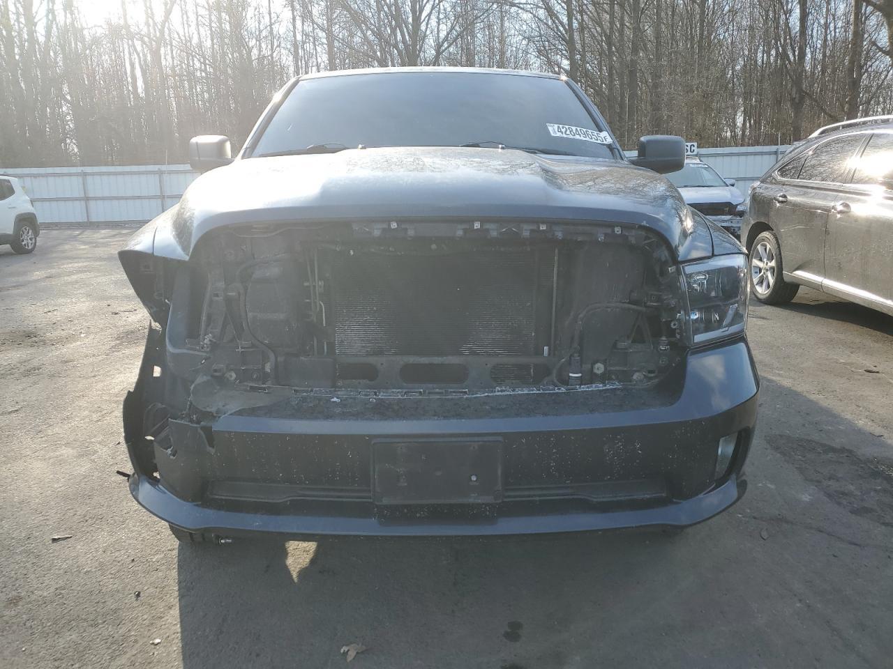 2015 RAM 1500 ST - Image 5