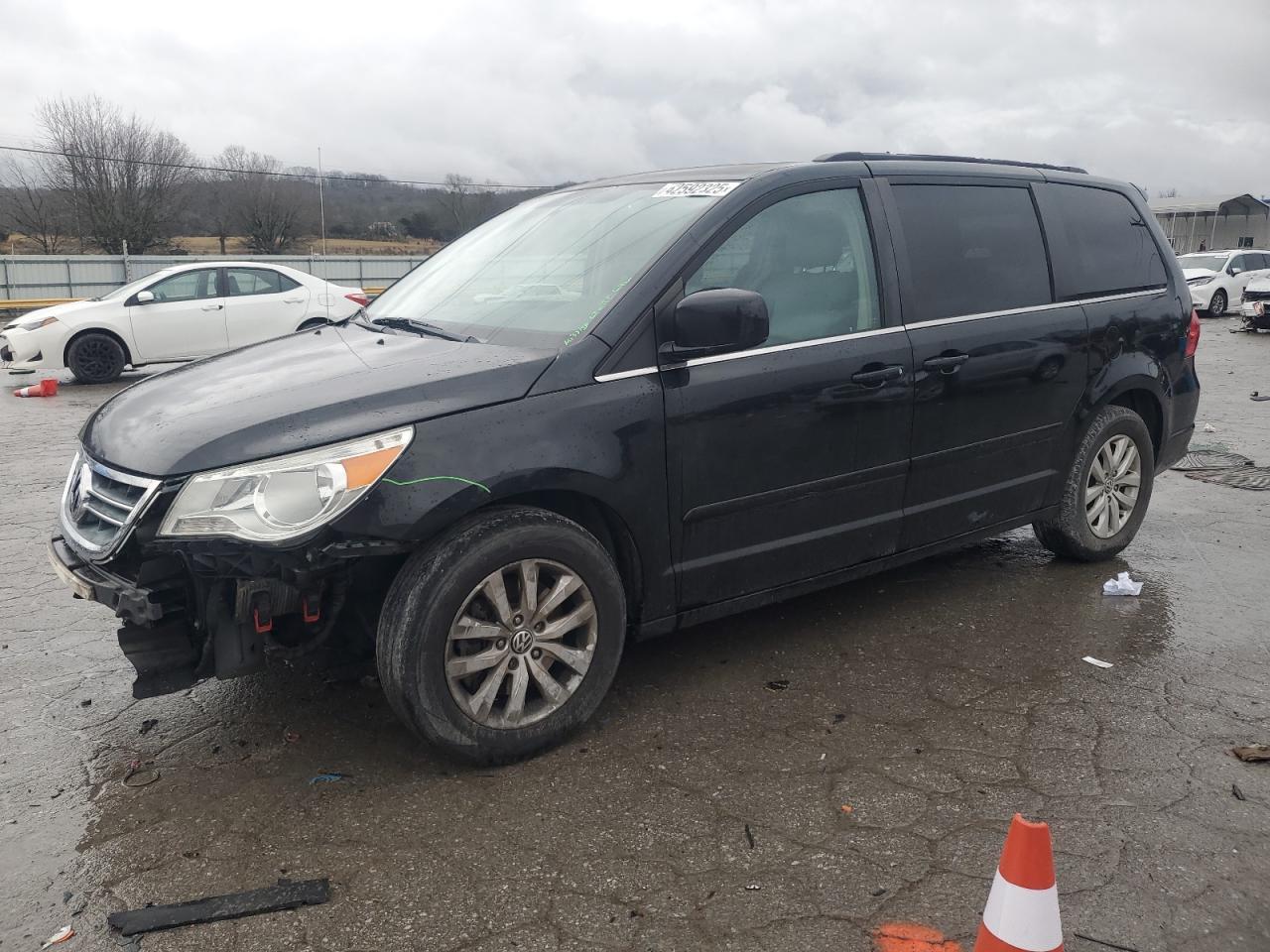 2012 VOLKSWAGEN ROUTAN SE