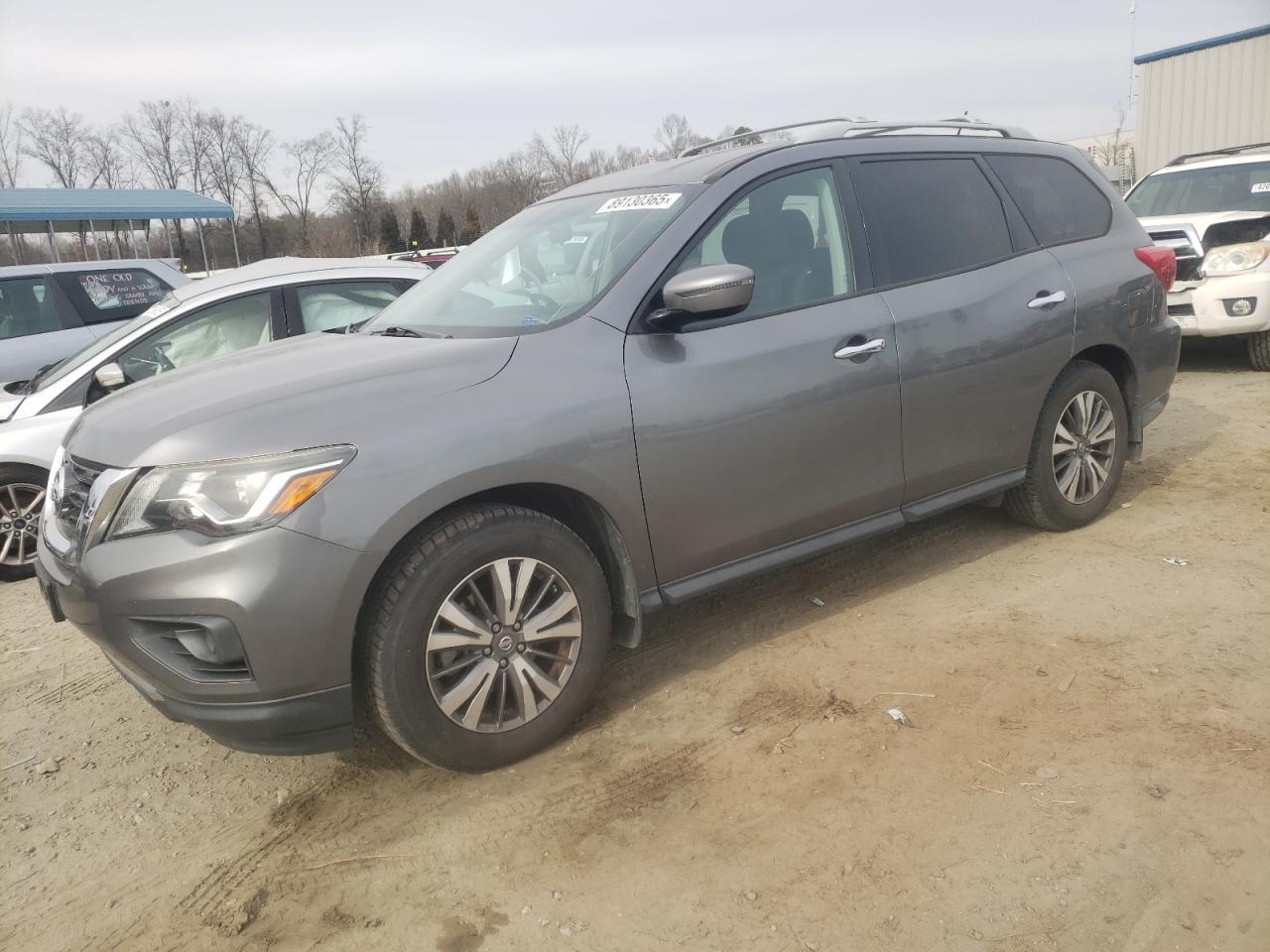 2017 NISSAN PATHFINDER