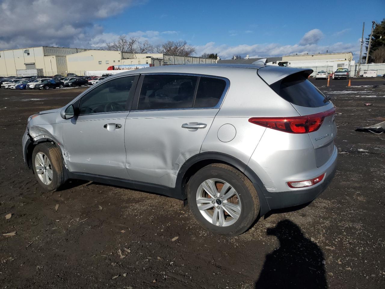 2017 KIA SPORTAGE L - Image 2