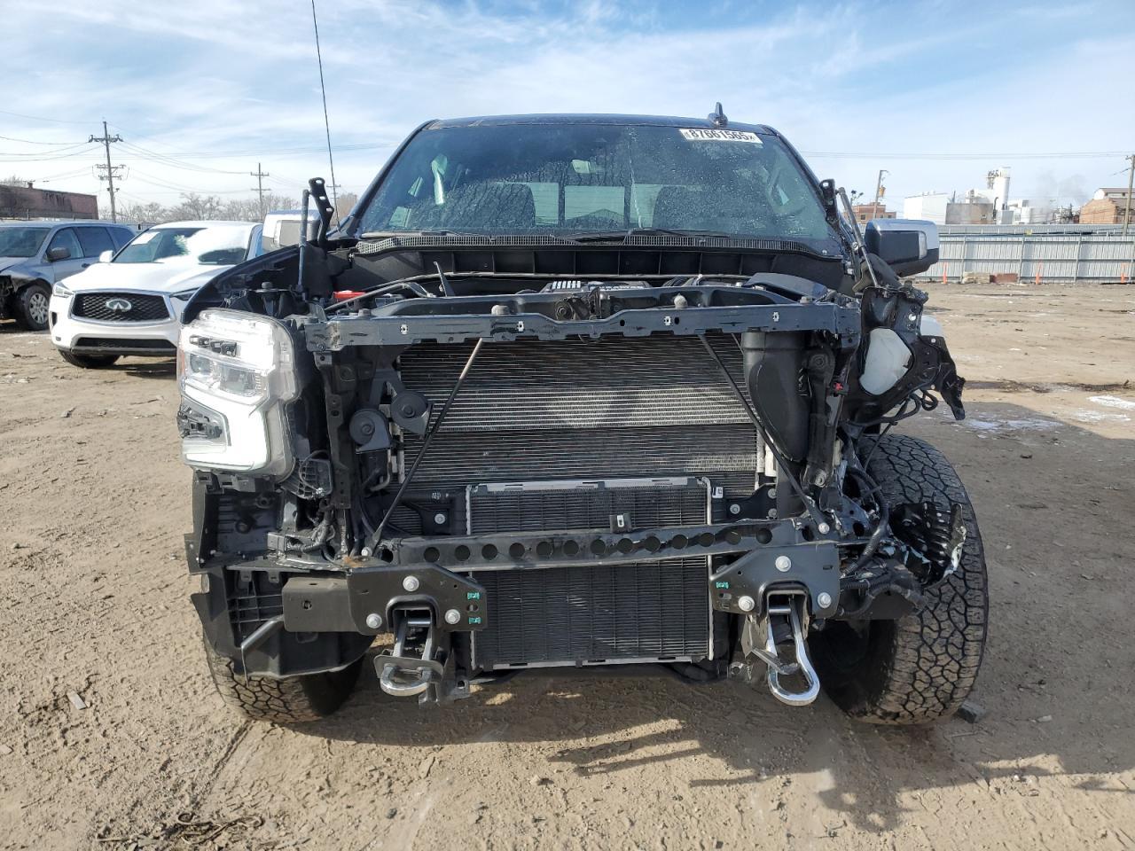 2023 CHEVROLET SILVERADO - Фото 5