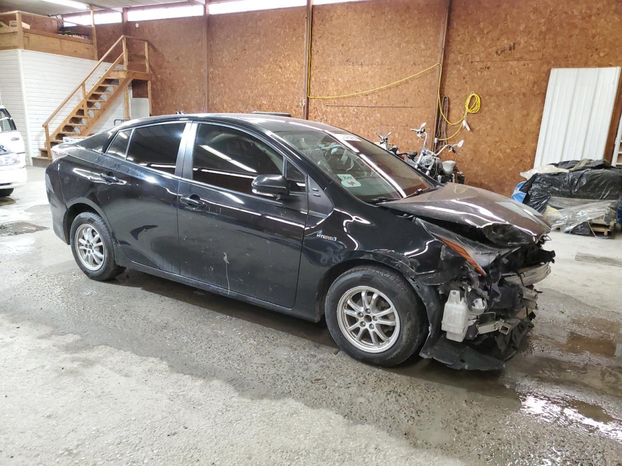 2016 TOYOTA PRIUS - Image 4