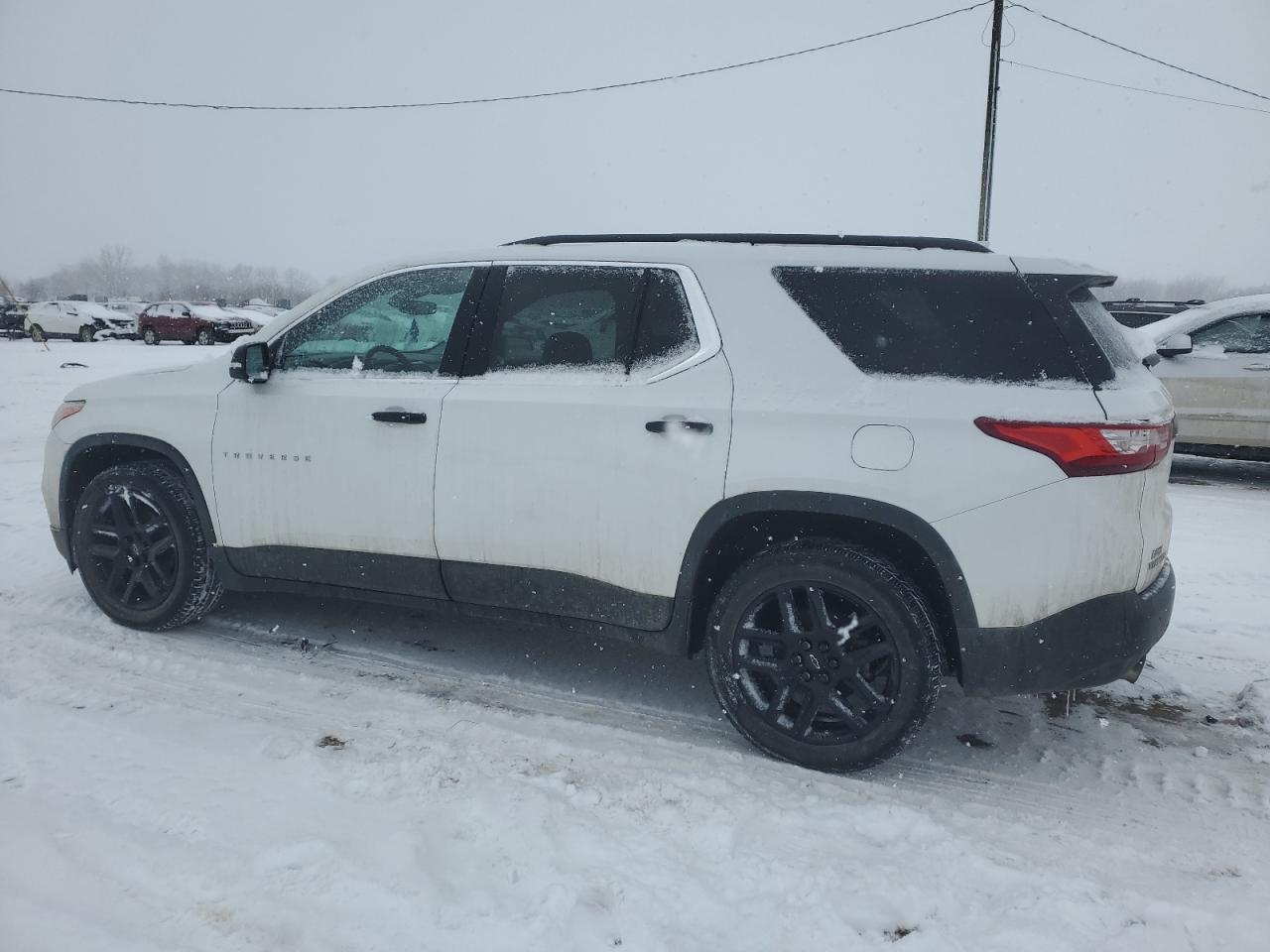 2021 CHEVROLET TRAVERSE L - Фото 2