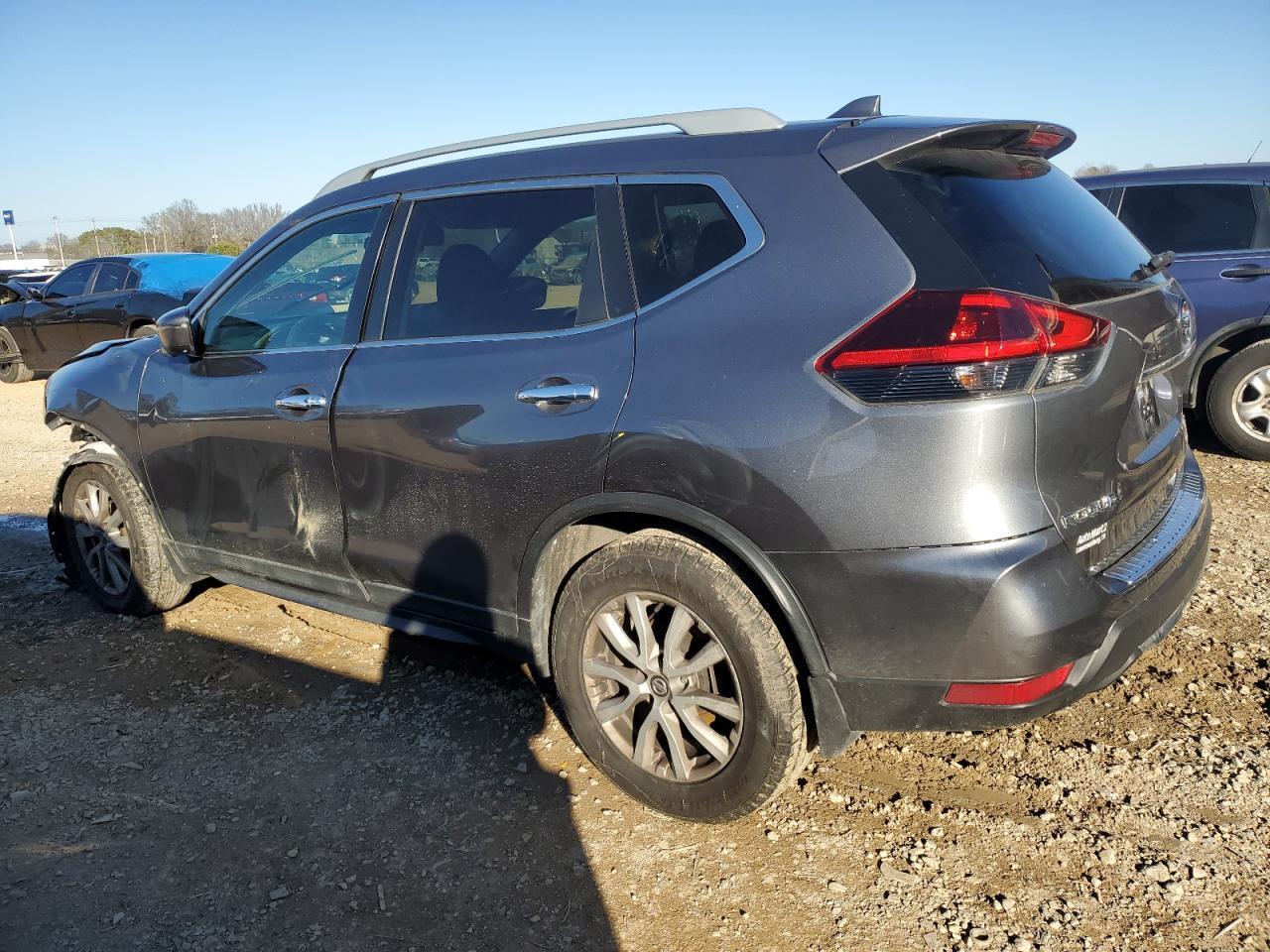 2018 NISSAN ROGUE S - Image 2