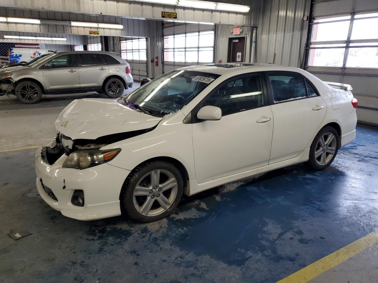 2013 TOYOTA COROLLA BA