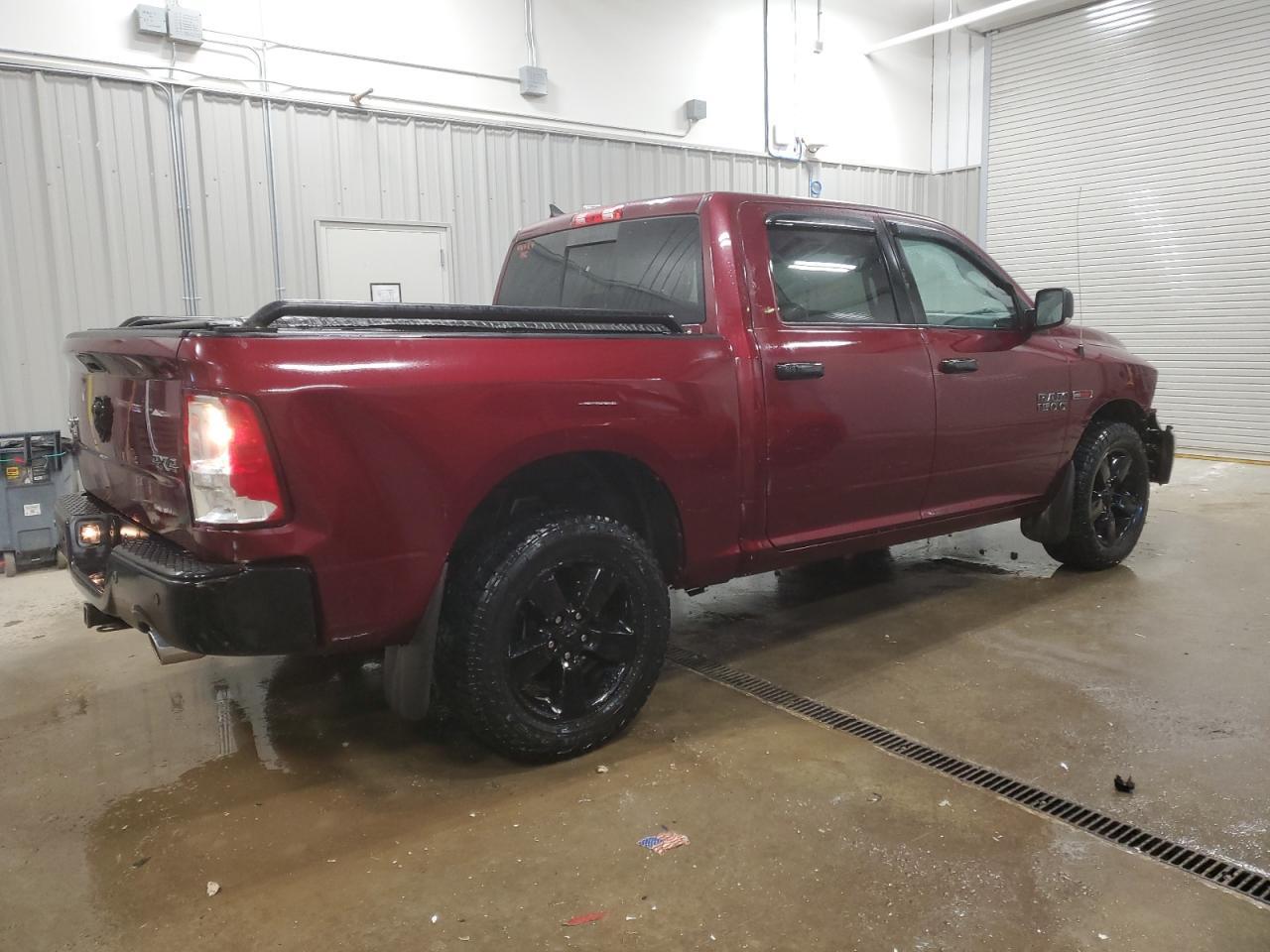 2017 RAM 1500 SLT - Image 3