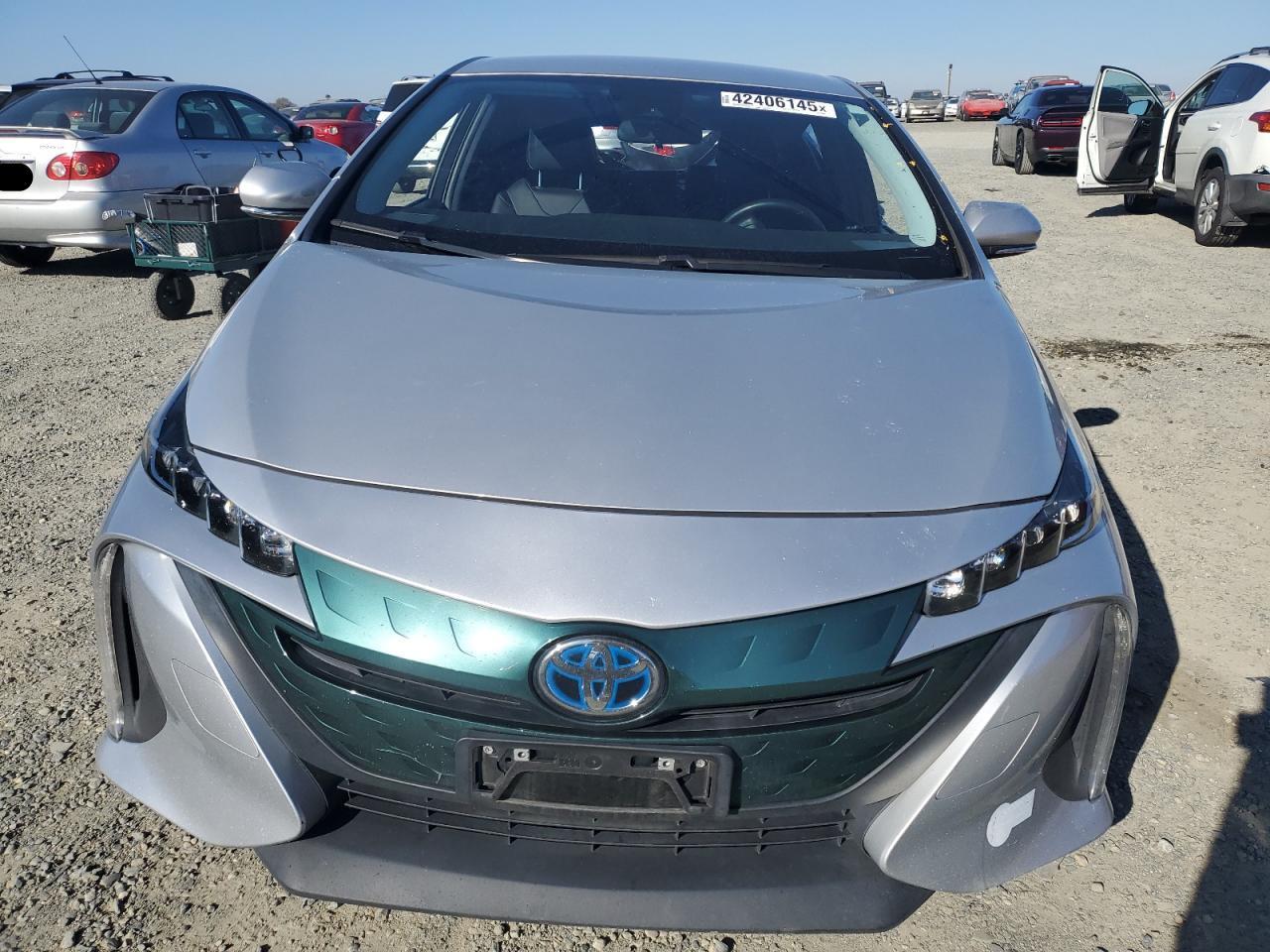 2018 TOYOTA PRIUS PRIM - Image 5