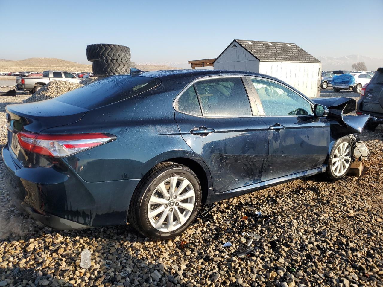 2020 TOYOTA CAMRY LE - Image 3