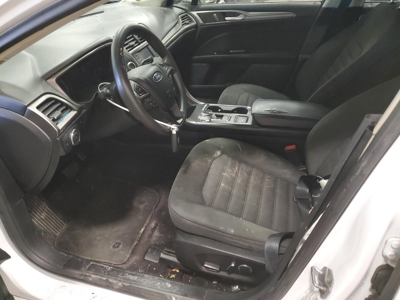 2017 FORD FUSION SE - Фото 7