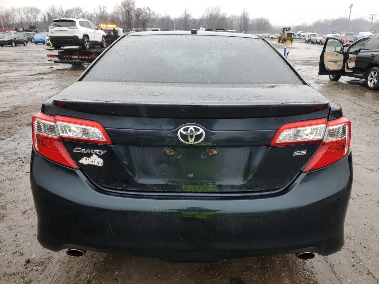 2012 TOYOTA CAMRY SE - Image 6