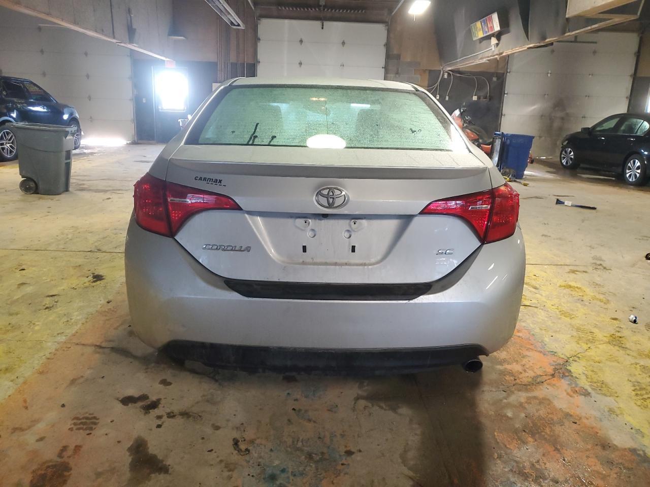 2018 TOYOTA COROLLA L - Фото 6