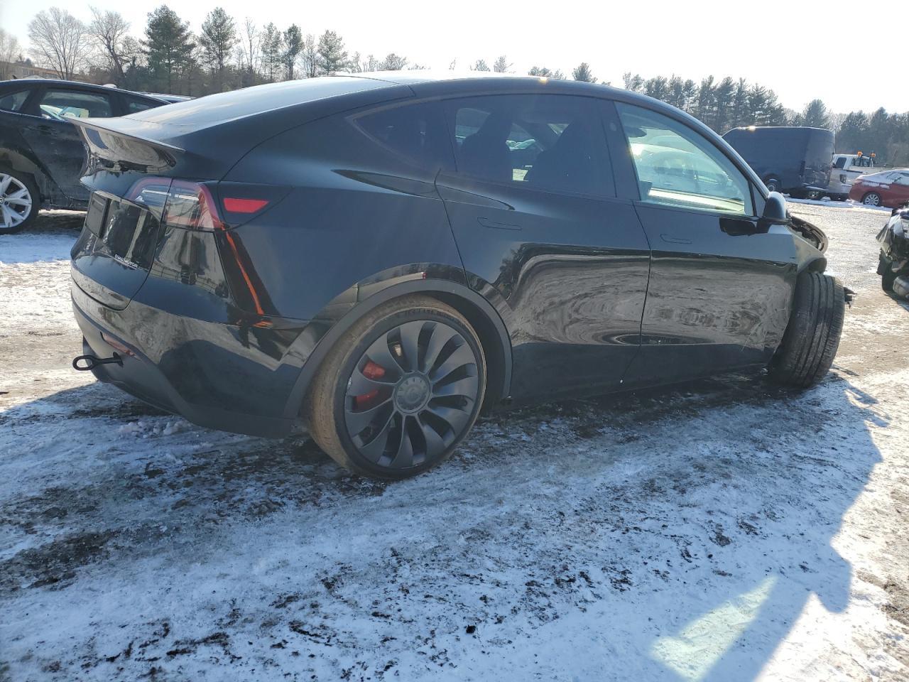 2023 TESLA MODEL Y - Image 3