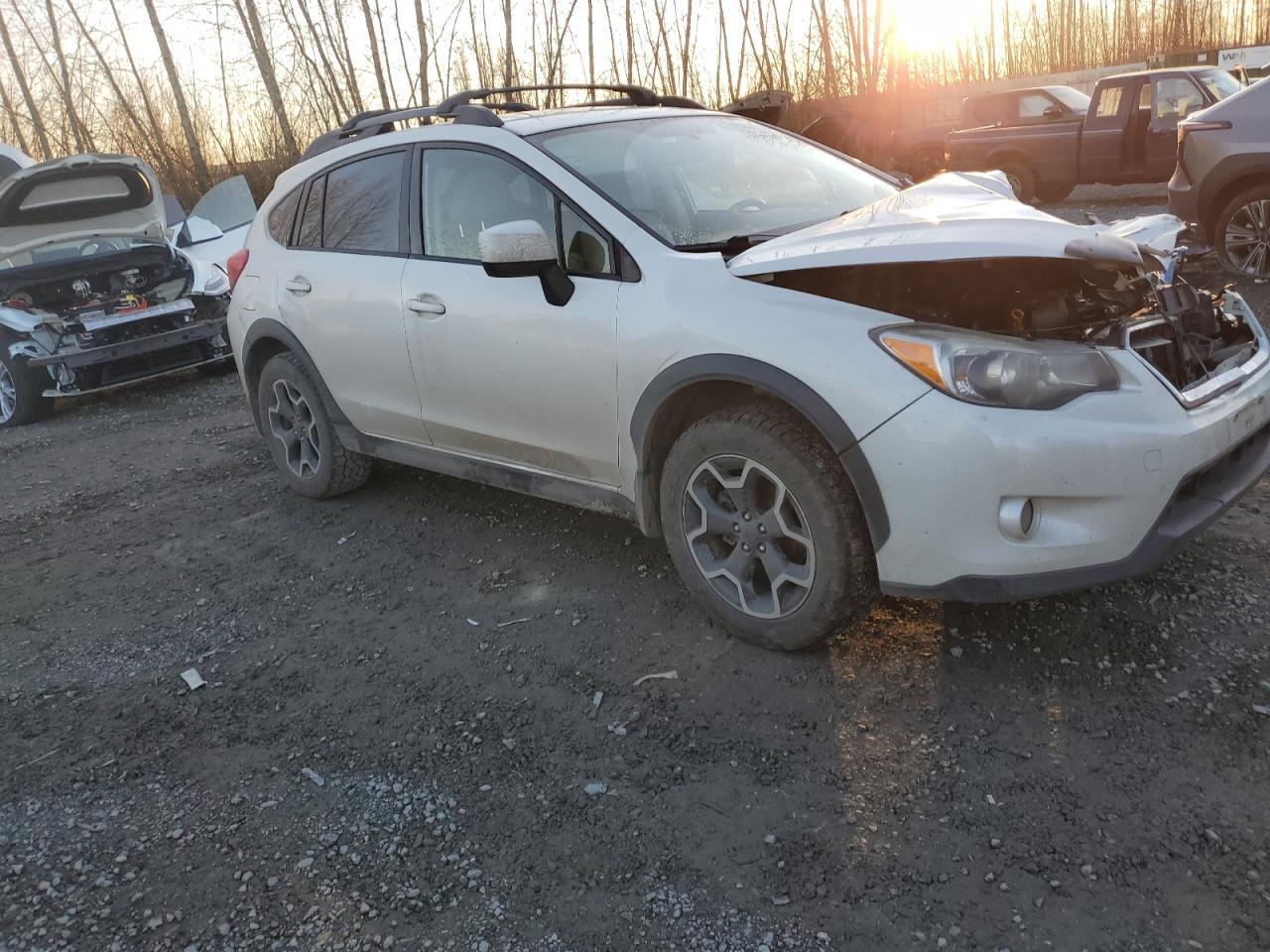 2014 SUBARU XV CROSSTR - Image 4
