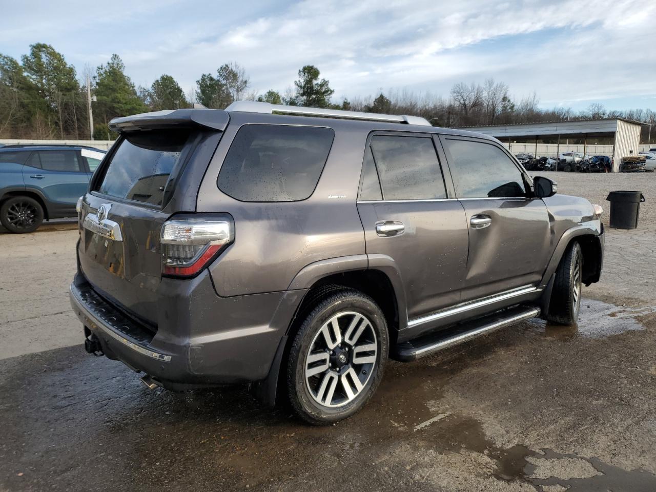 2017 TOYOTA 4RUNNER SR - Фото 3