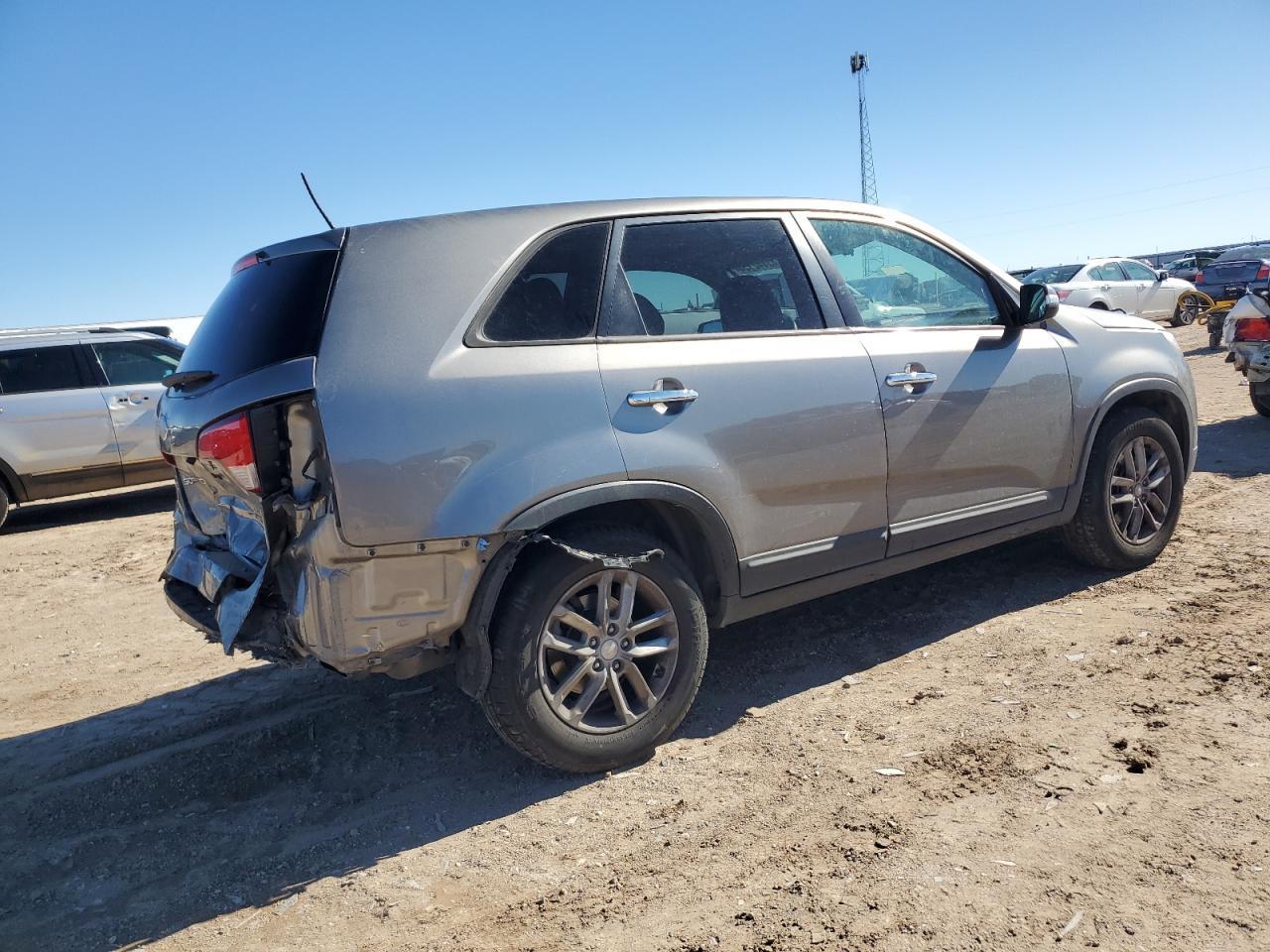 2015 KIA SORENTO LX - Image 3