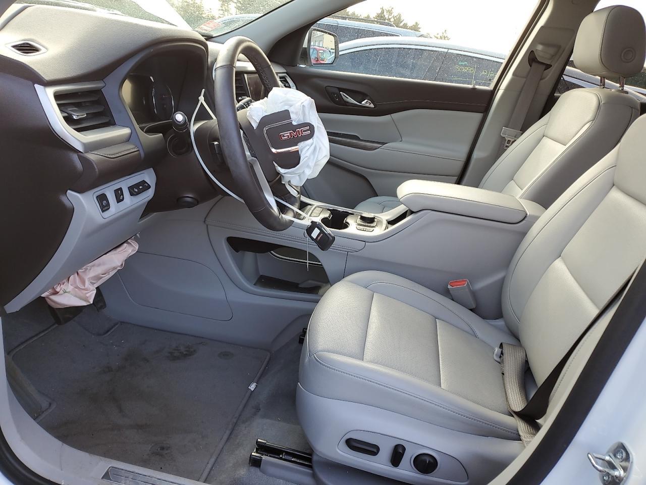 2023 GMC ACADIA SLT - Image 7