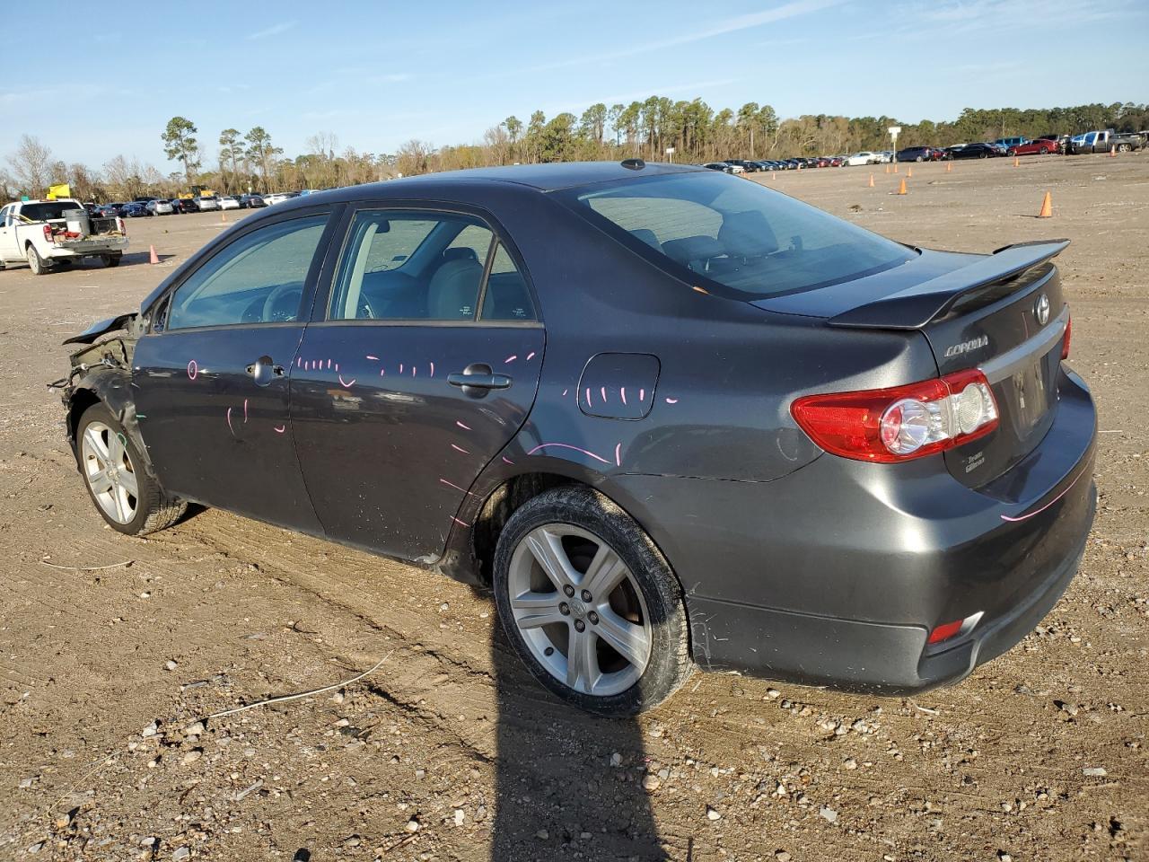 2013 TOYOTA COROLLA BA - Фото 2