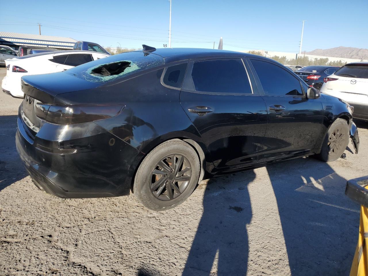 2020 KIA OPTIMA LX - Фото 3
