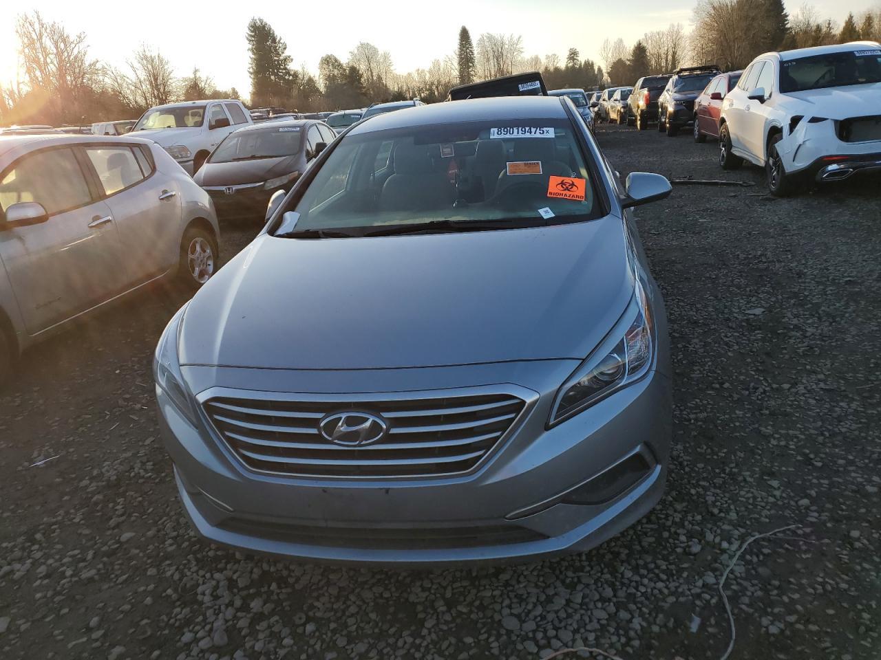 2017 HYUNDAI SONATA SE - Image 5