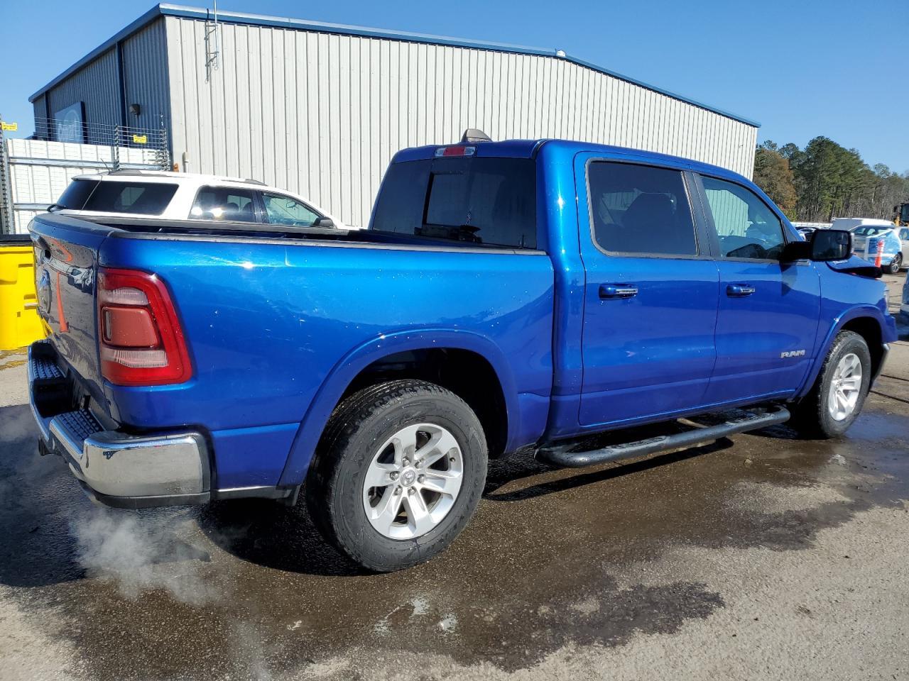 2019 RAM 1500 LARAM - Фото 3