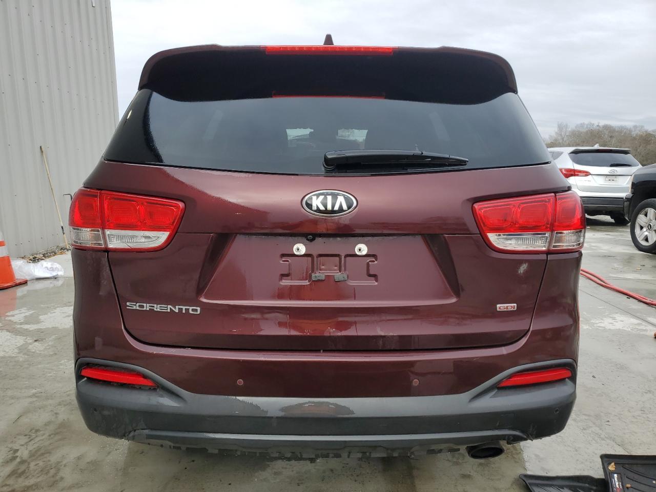 2017 KIA SORENTO LX - Фото 6