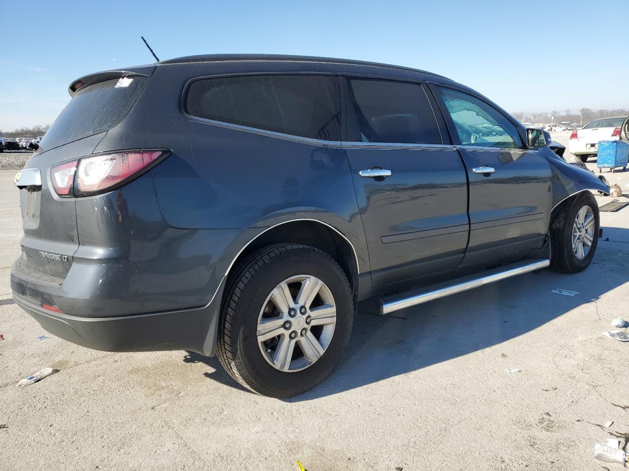 2014 CHEVROLET TRAVERSE L - Image 3