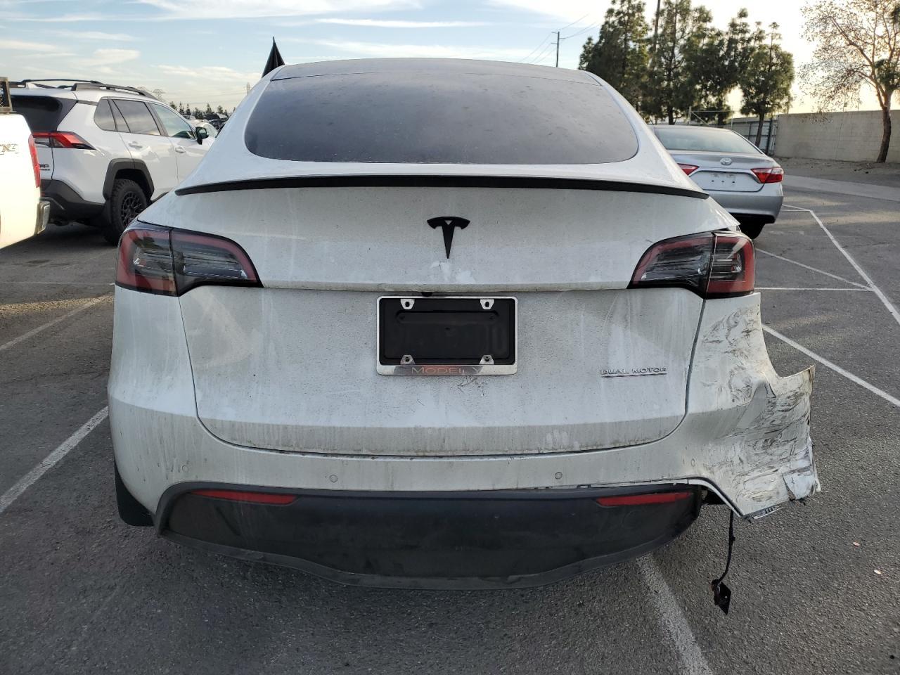 2022 TESLA MODEL Y - Image 6