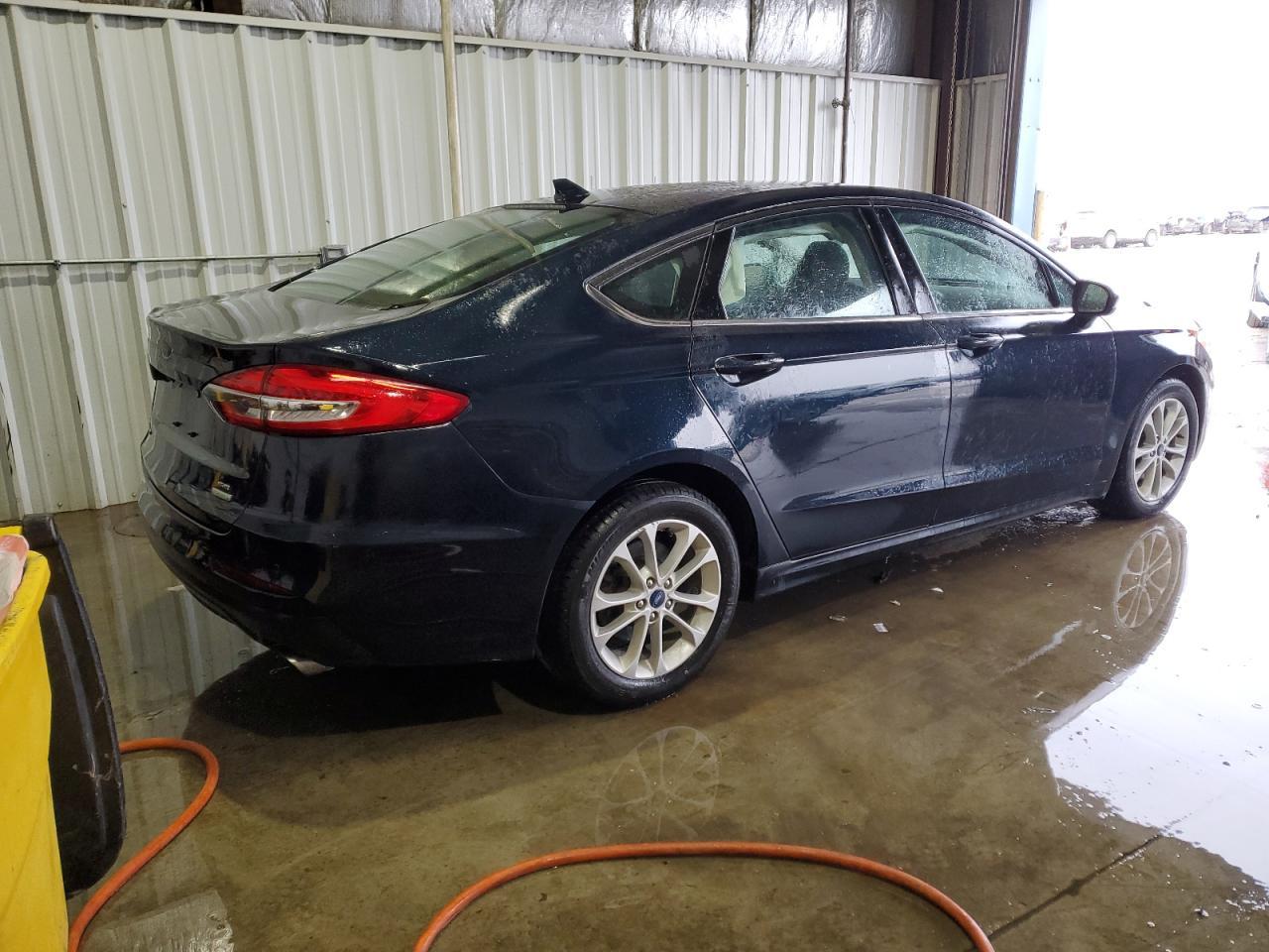 2020 FORD FUSION SE - Image 3