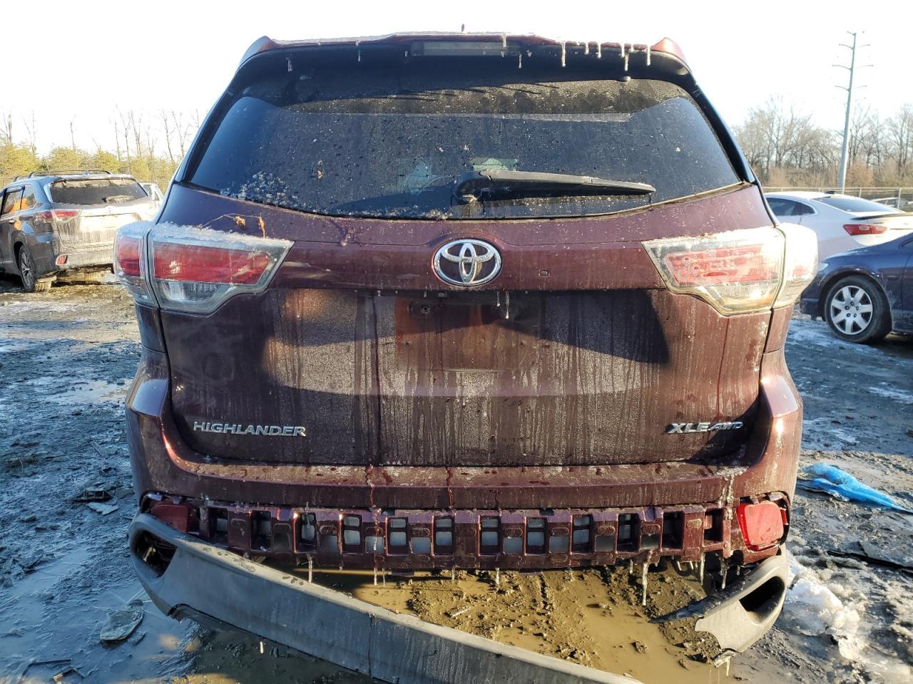 2015 TOYOTA HIGHLANDER - Фото 6
