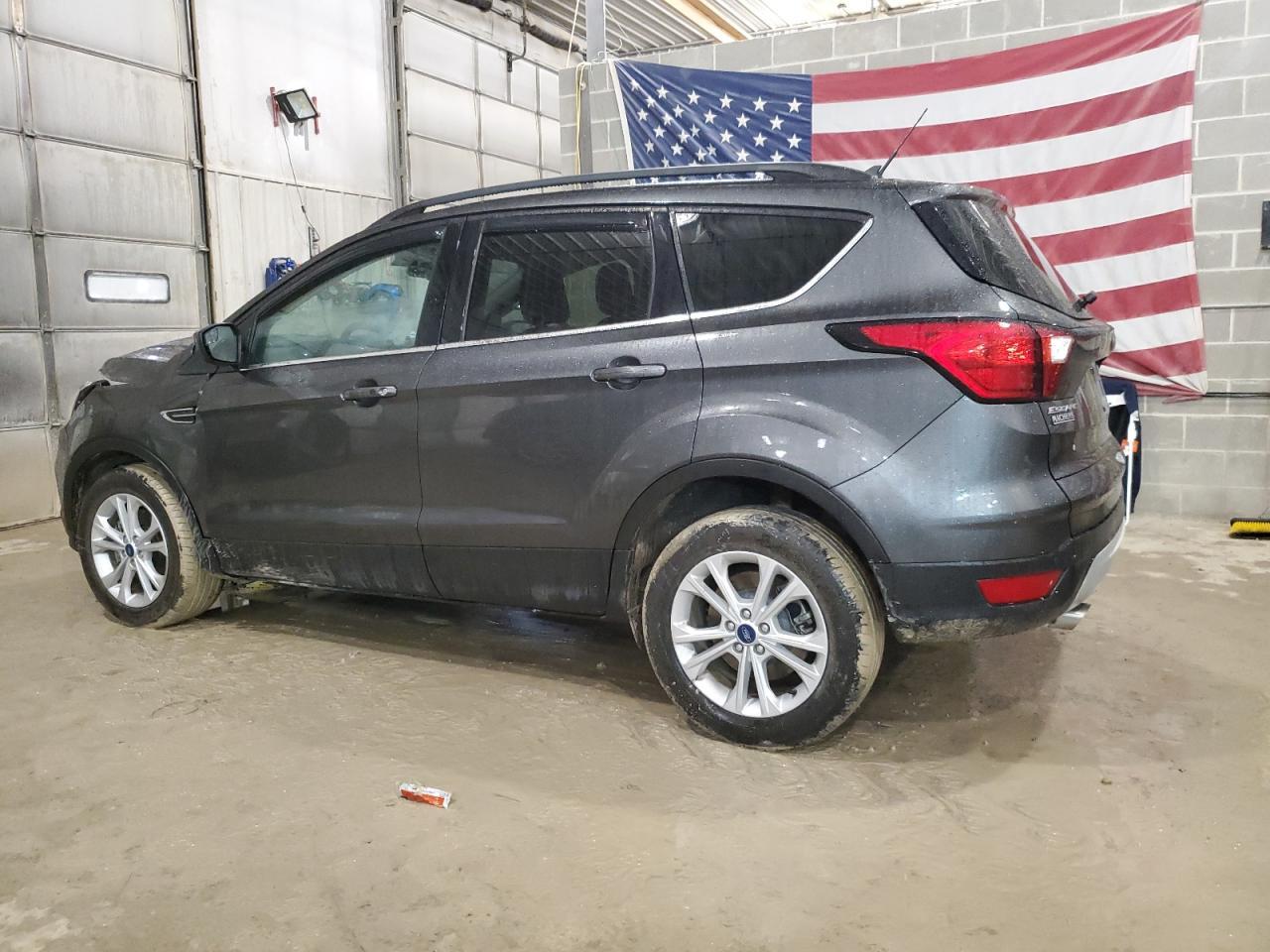 2019 FORD ESCAPE SEL - Image 2