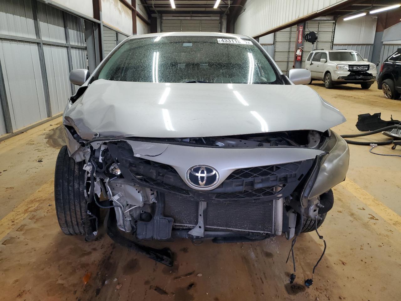 2013 TOYOTA COROLLA BA - Фото 5