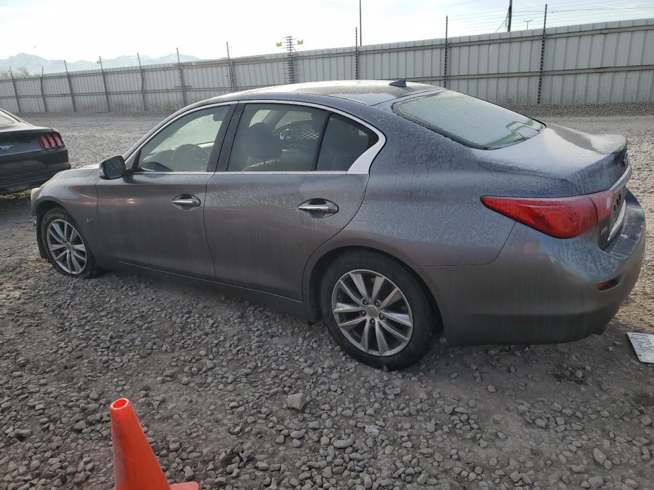 2015 INFINITI Q50 BASE - Image 2