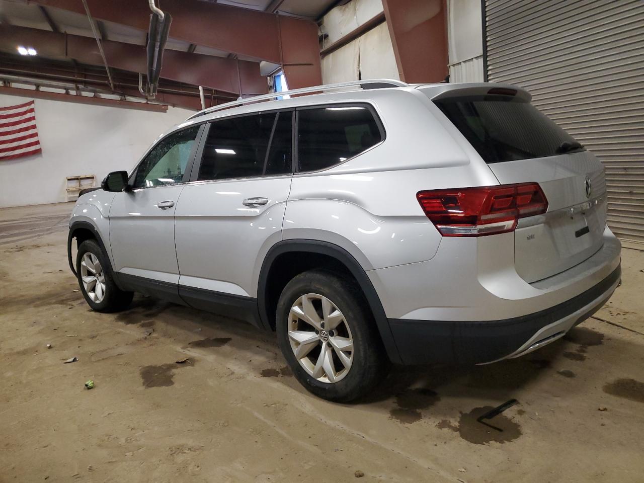 2018 VOLKSWAGEN ATLAS SE - Image 2