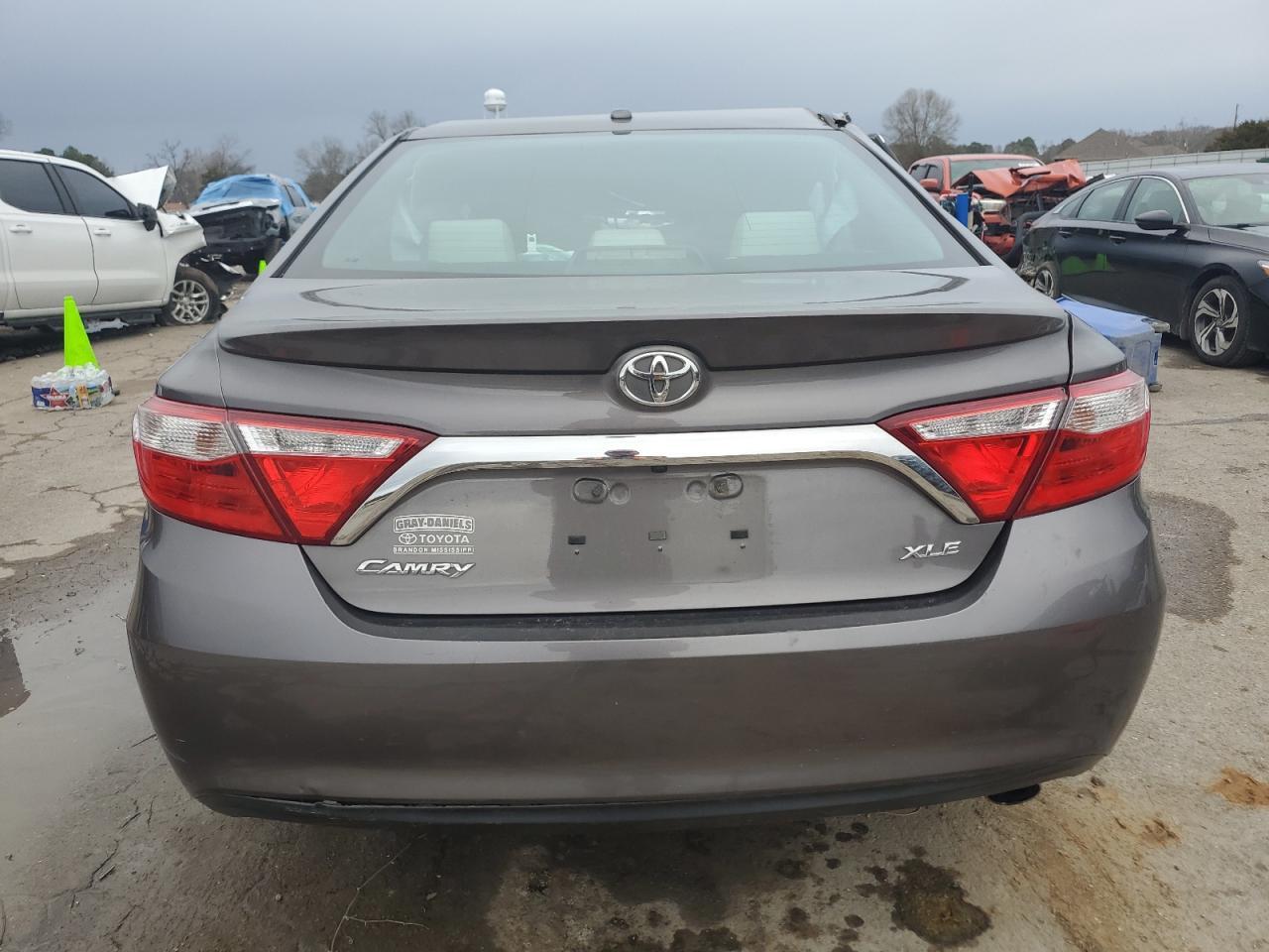 2017 TOYOTA CAMRY LE - Фото 6