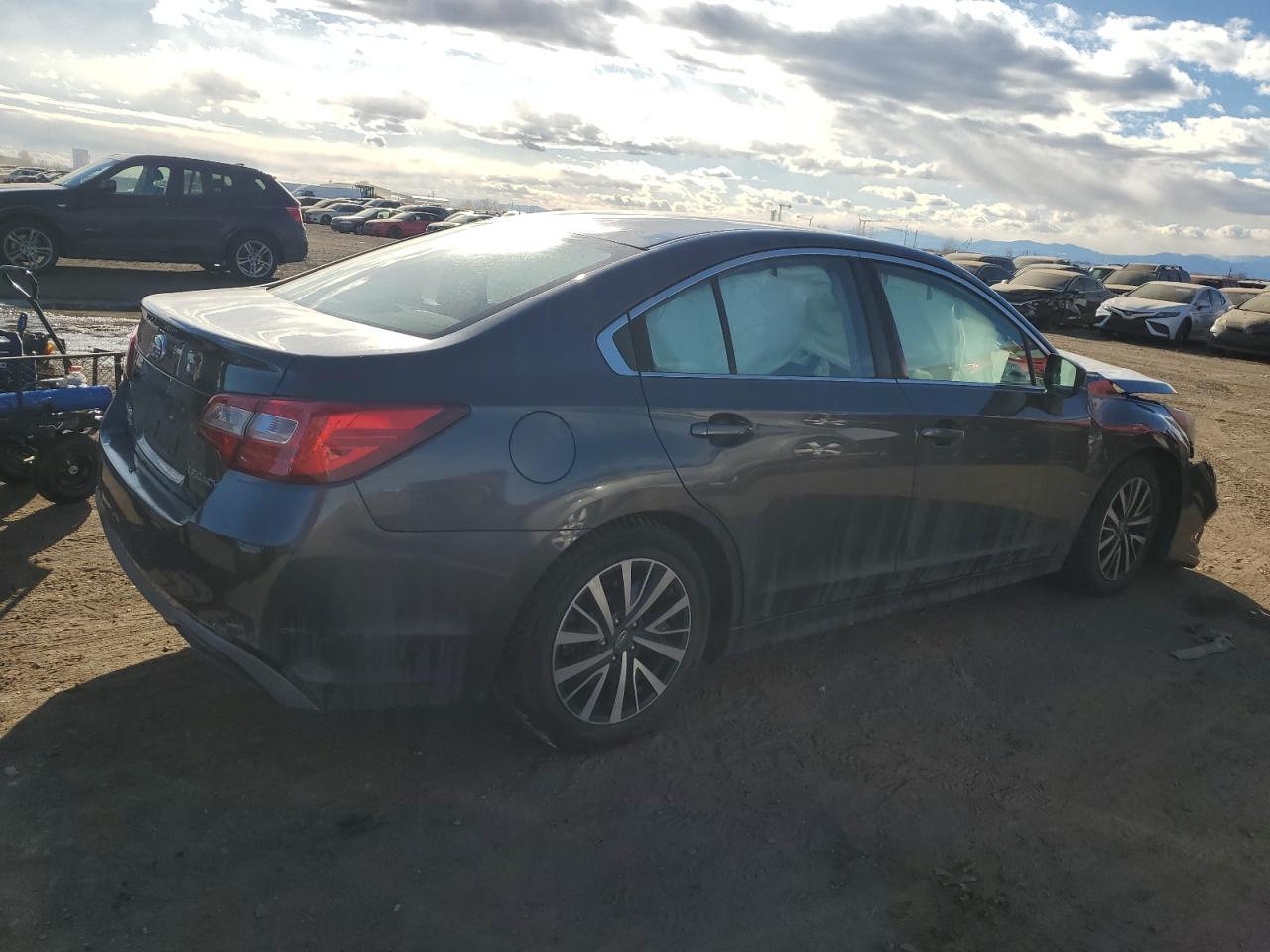2018 SUBARU LEGACY 2.5 - Image 3