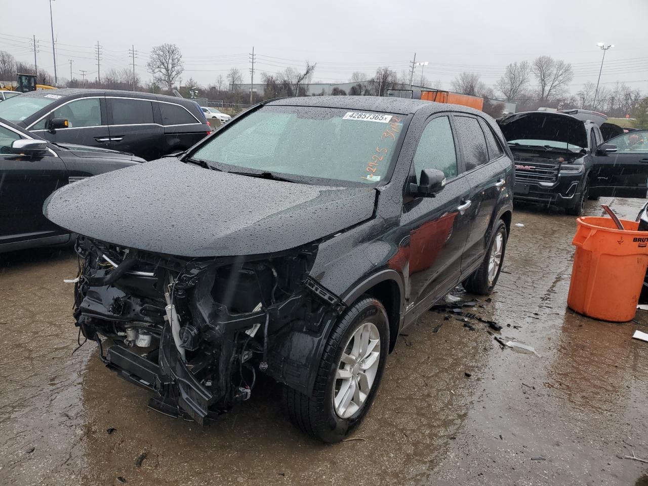 2014 KIA SORENTO LX