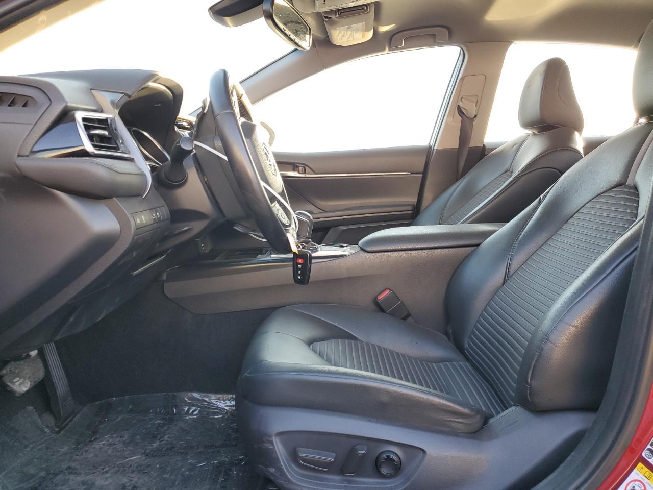 2018 TOYOTA CAMRY L - Фото 7